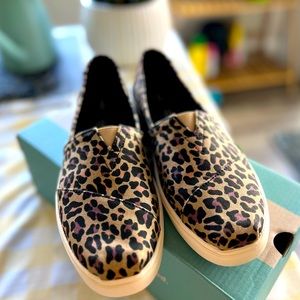 TOMS Alpatgata Cupsole Flats Leopard Print